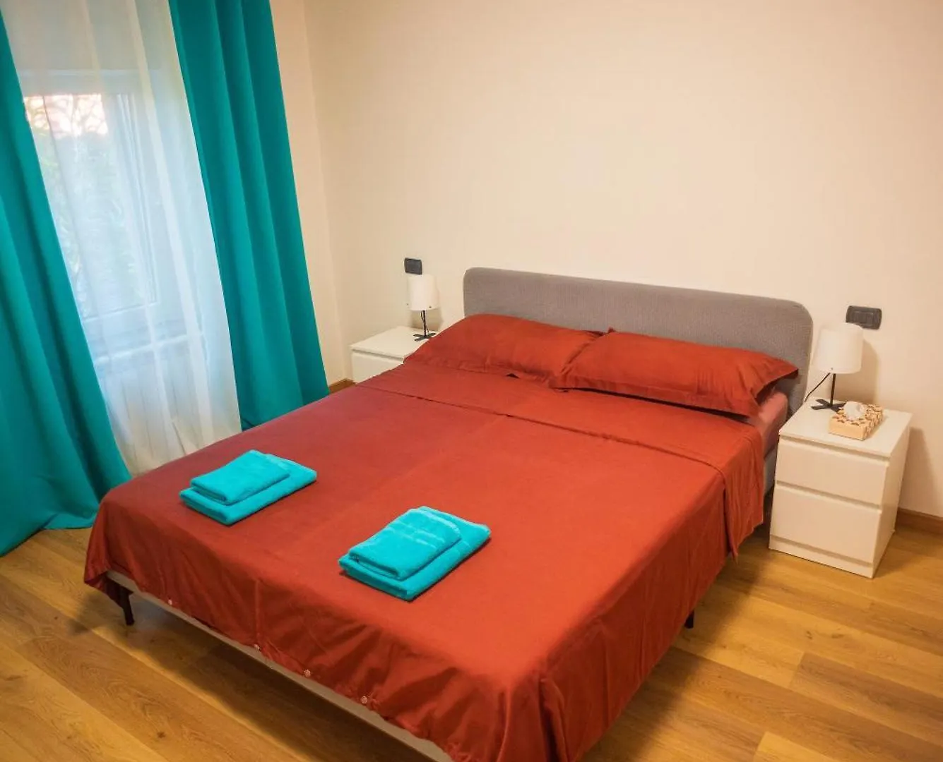 Casa Vacanze Elios Valdamonte 0*,  Италия