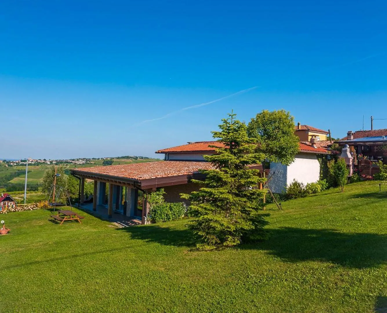 Casa Vacanze Elios Valdamonte Вилла