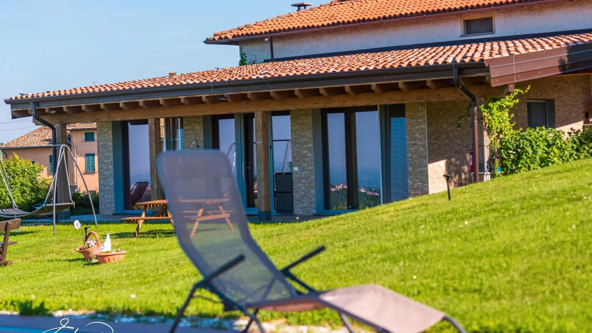 Casa Vacanze Elios Valdamonte Вилла